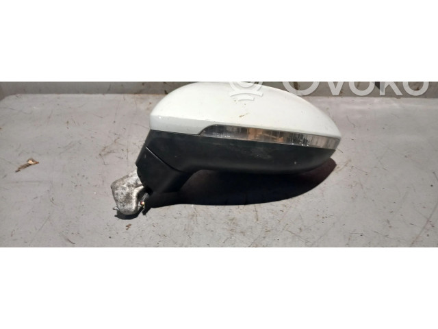 Зеркало (механическое)       Volkswagen PASSAT B8  2015 - 2023 года   