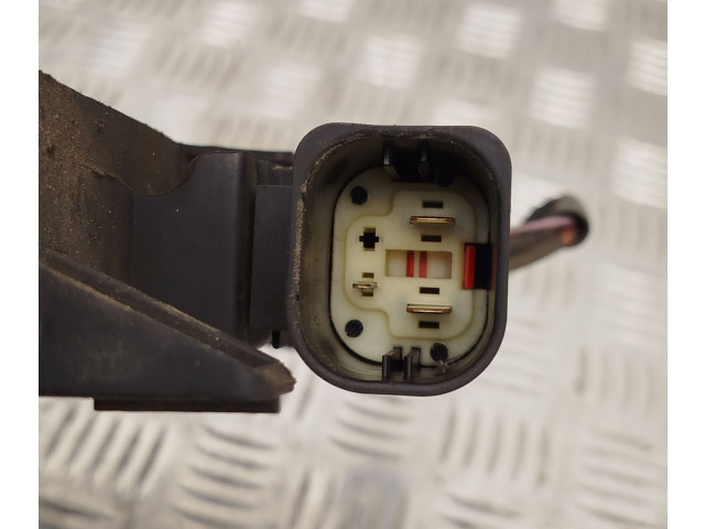 Вентилятор радиатора 30645148, 0130303947 Volvo V70