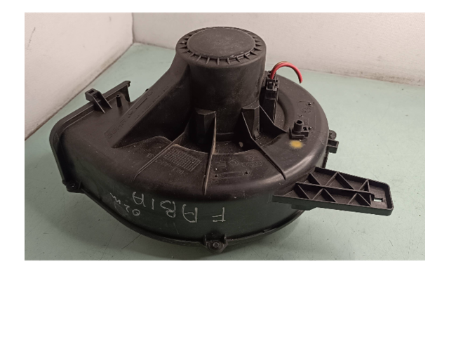 Вентилятор печки 6q1819015, 910618109 Skoda Fabia Mk1 (6Y)