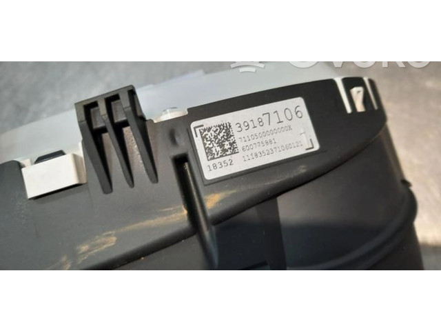 Přístrojová deska Opel Astra K 2018 39187106