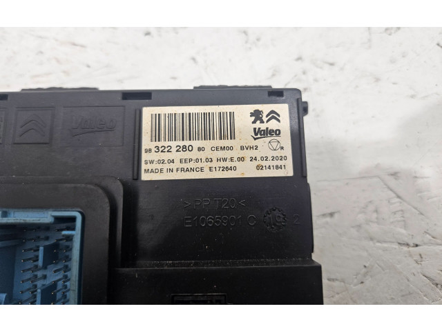 Блок управления климат-контролем 9832228080   Peugeot Partner III