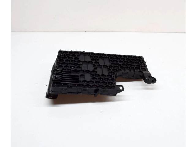 Блок комфорта 156745400B, 156685300A Tesla Model 3