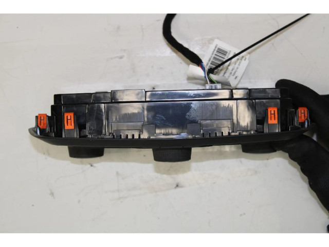 Блок управления климат-контролем    Jeep Renegade