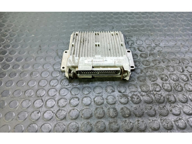 Блок управления двигателем Блок управления 7700868295   Renault Clio I