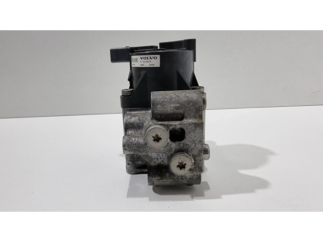 Масляный насос  D5244T15 31325625  Volvo V60 2.4