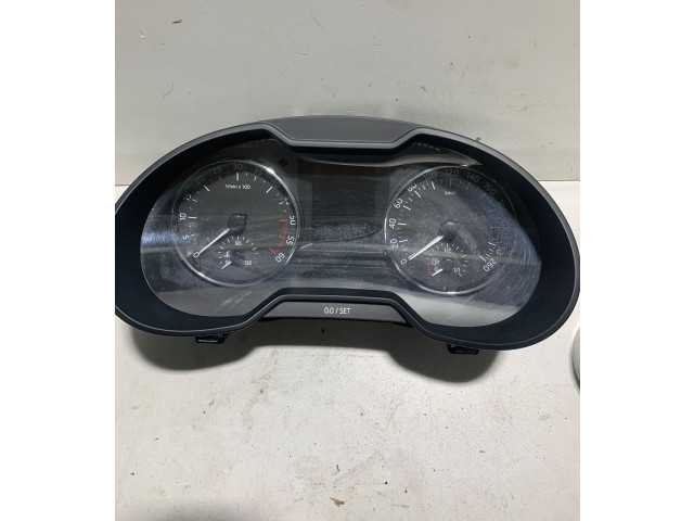 Přístrojová deska Skoda Octavia Mk3 (5E) 2016 5E0920731B, 2632902