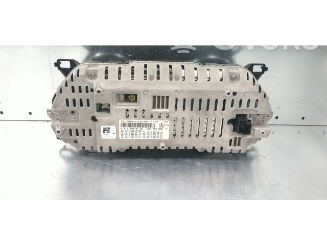 Přístrojová deska Mercedes-Benz E W213 2018 A2139000722, A2139003230