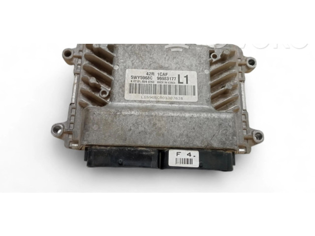 Блок управления двигателем Блок управления 96983177   Chevrolet Astra