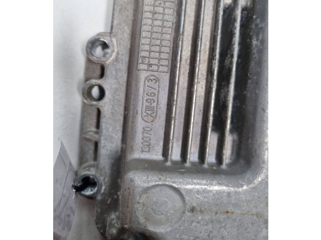 Блок управления двигателя 0261S18852   Ford B-MAX