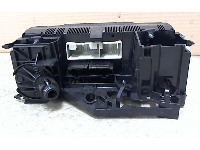 Блок управления климат-контролем 1K0820047HC, 1T1-820-045-B Volkswagen Caddy