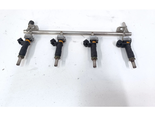 Vstřikovač 55353806 Opel Zafira C A18XER