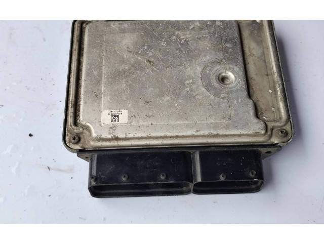 Блок управления двигателя 03G906021SS, 03G906021AB Skoda Octavia Mk2 (1Z)