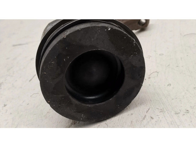 Píst BMW 7 G11 G12 pro naftový motor 4.0