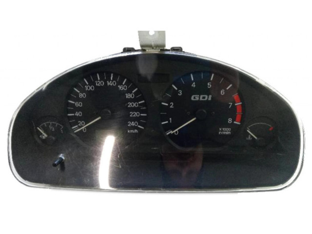 Панель приборов MR381347 Mitsubishi Carisma