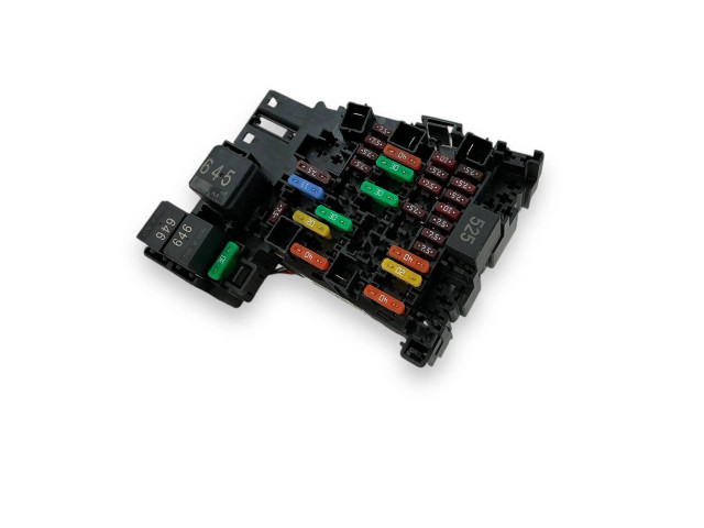 Блок предохранителей 5Q0937615C   Audi A3 S3 8V    