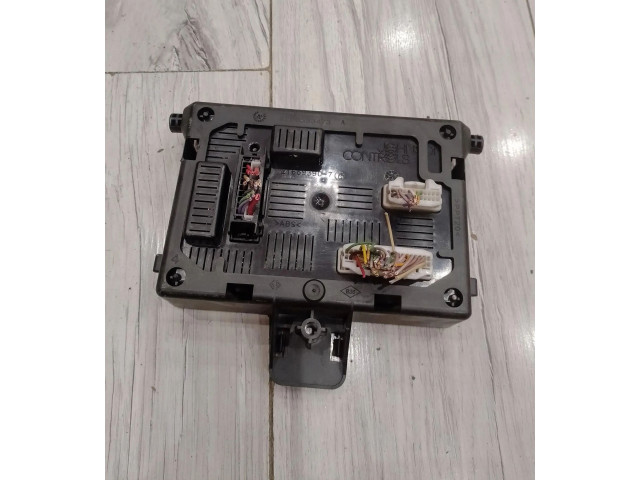 Блок комфорта 8200652285A Renault Clio III