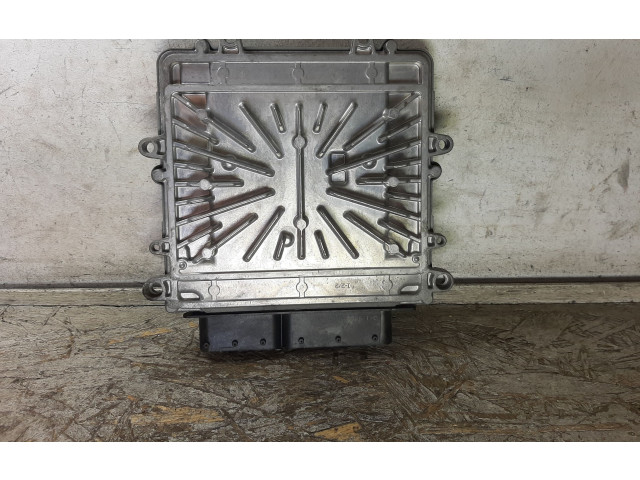 Блок управления двигателя 30771550AB, 30771550 Volvo XC70