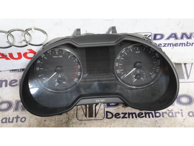 Панель приборов 5E0920721C, 5E0260   Skoda Octavia Mk3 (5E)       