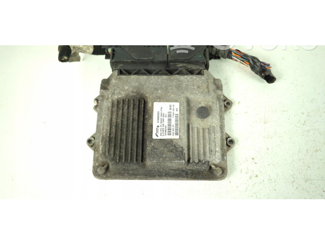 Блок управления двигателем Блок управления 51825024 Fiat Grande Punto
