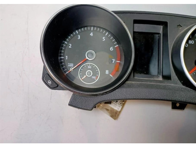 Панель приборов 5K0920870DX, 5K0920870D Volkswagen Golf VI