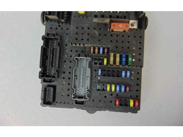 Блок предохранителей 30728512, 30728512    Volvo XC90   