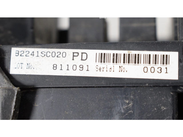 Блок предохранителей  82241SC020   Subaru Forester SH    