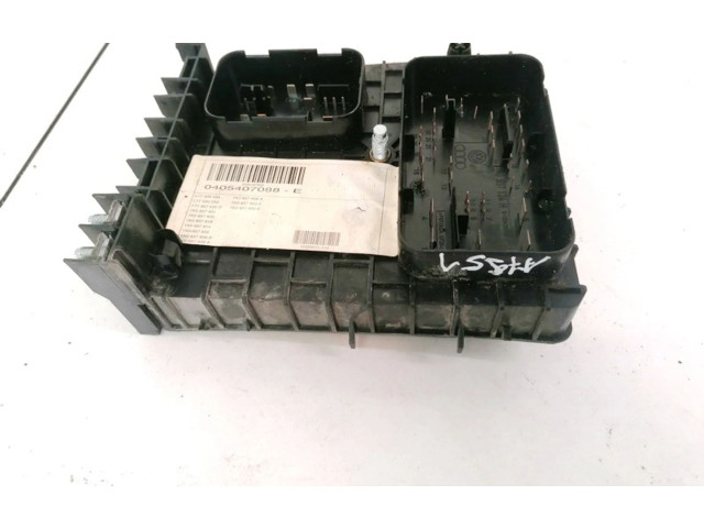 Блок предохранителей  1K0937821, 1K0937820   Volkswagen Touran I    