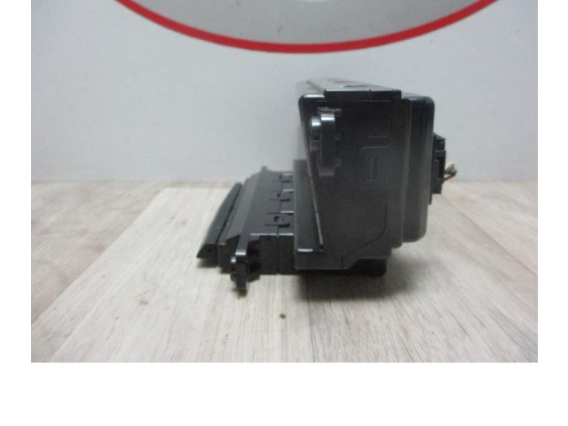 Дисплей       KIA Pro Cee'd I