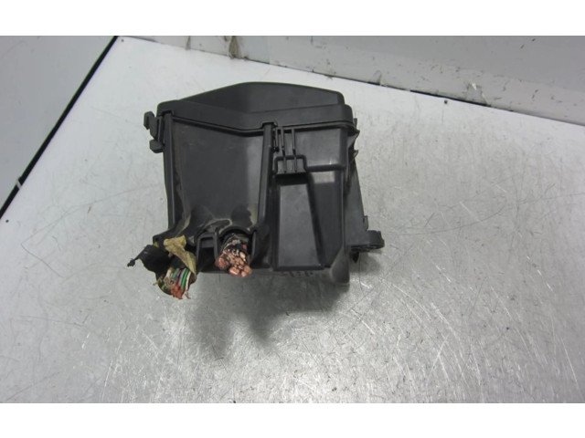 Блок предохранителей 243809584R Dacia Logan II