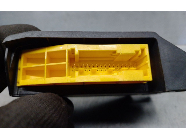 Блок подушек безопасности 8201002828, 28404796003 Dacia Sandero