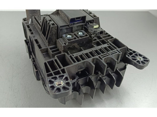 Блок предохранителей 68347002AE   Jeep Grand Cherokee WL    