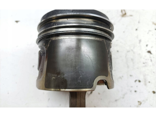 Píst N47, 140KM BMW M3 e90