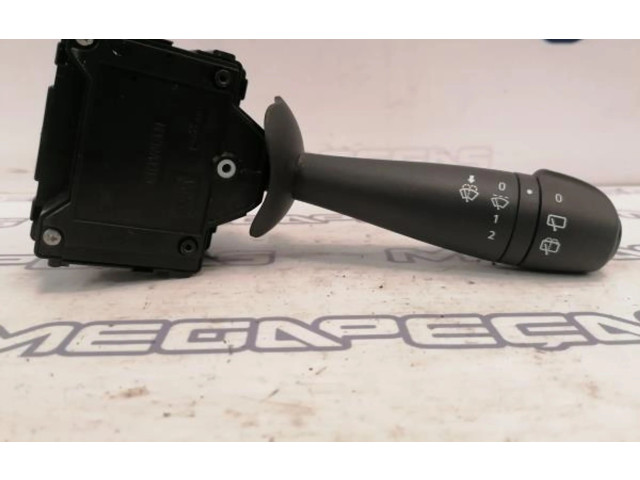 Включатель скорости стеклоочистителей E10670243 Dacia Sandero