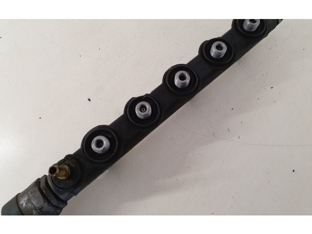 Vstřikovací lišta 8200718753 Nissan X-Trail T31 M9R833