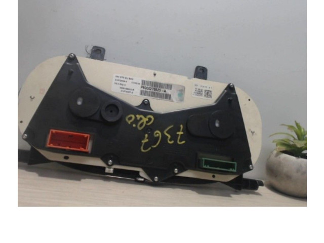 Панель приборов Renault Clio II