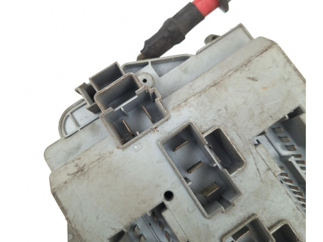 Блок предохранителей 46809993 Fiat Albea