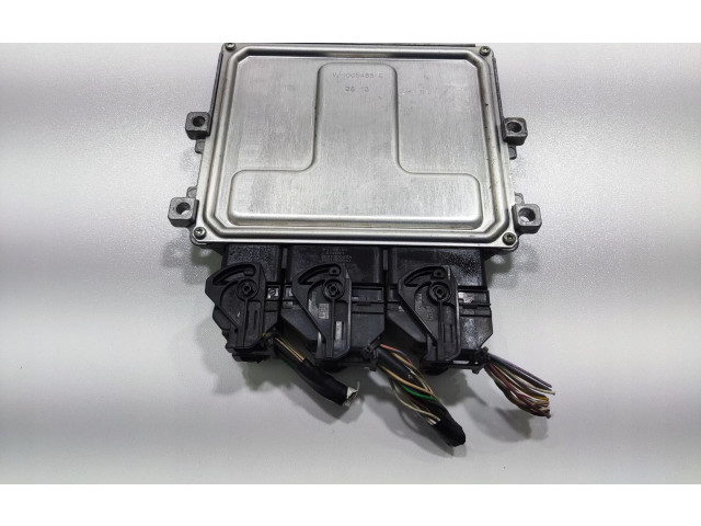 Řídící jednotka 237103353R Renault Captur 2016