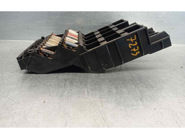 Pojistková skříňka Řídící jednotka BSM 1265402405 Mercede-Benz S W116 1981