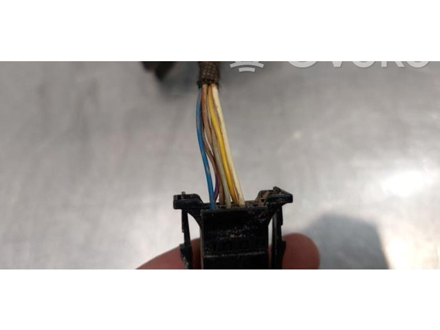 Зеркало электрическое        Skoda Fabia Mk3 (NJ)  2015 - 2021 года   