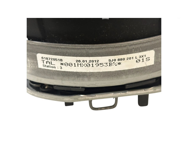 Подушка безопасности водителя 5J0880201L   Skoda Fabia Mk2 (5J)