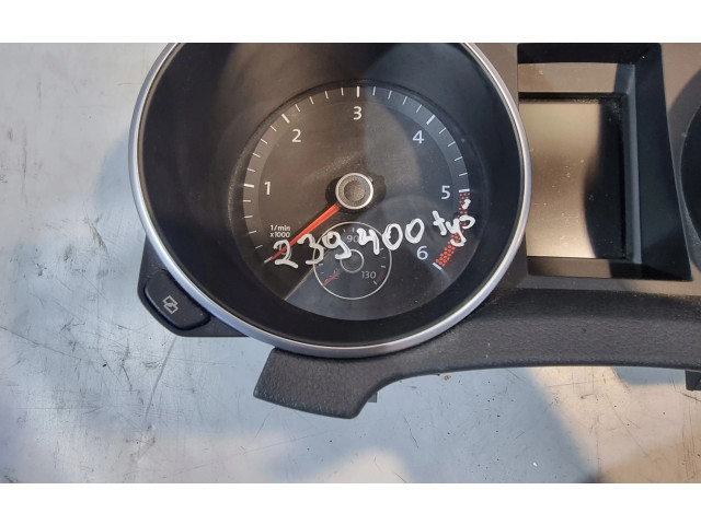 Панель приборов 5K0920871A Volkswagen Golf VI