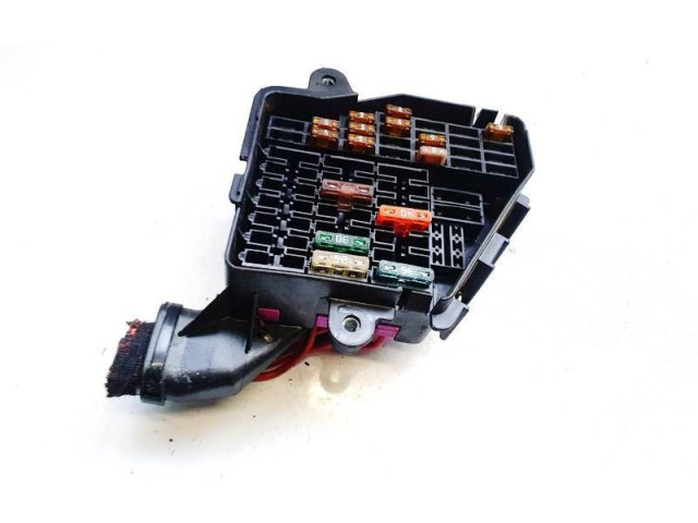 Блок предохранителей  8d1941824, 8D1941824   Audi A6 S6 C6 4F    