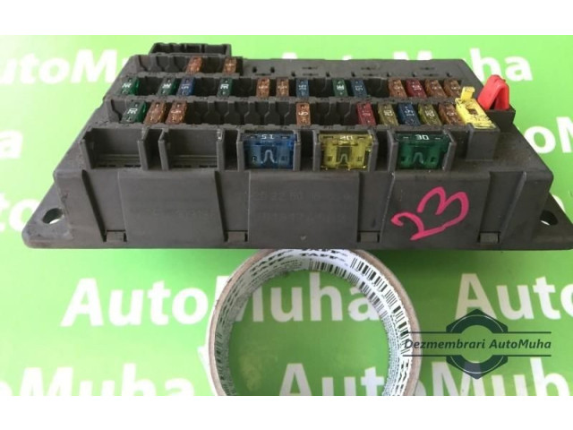 Блок предохранителей 518174503, YQE103138   Rover 75    