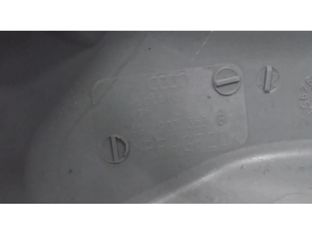 Другая деталь отсека двигателя