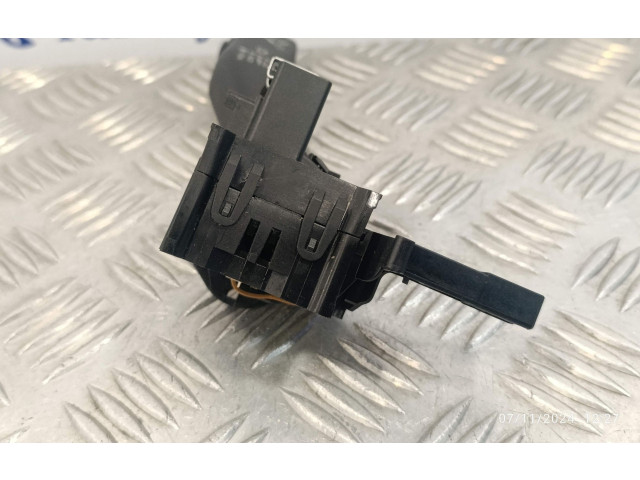 Ручка стеклоочистителей 1K0953519H Volkswagen Golf SportWagen