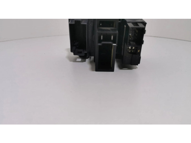 Включатель регулировки высоты фонарей