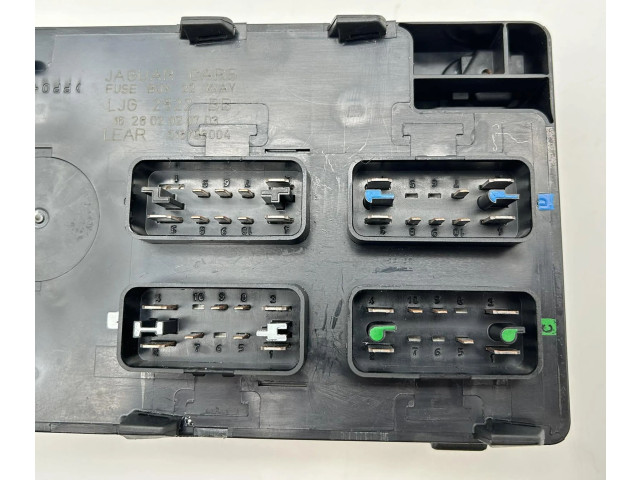 Блок предохранителей LJG2822BB Jaguar XK8 - XKR