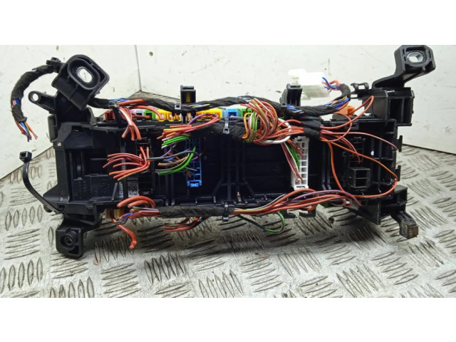 Pojistková skříňka A2465400340 Mercedes-Benz GLA W156 2019