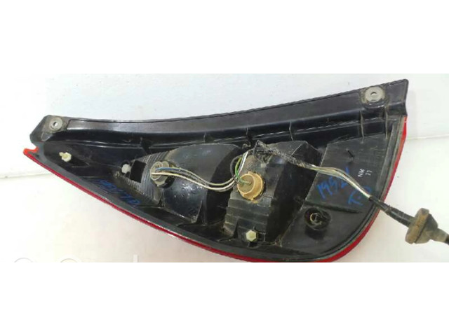 Задний фонарь  3565054G00    Suzuki Liana   