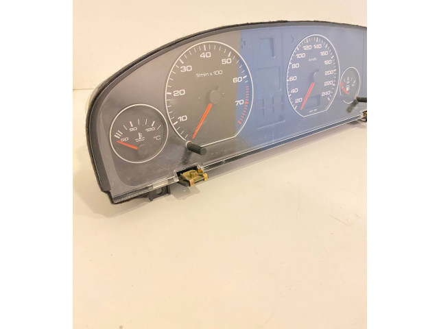 Přístrojová deska Audi A6 S6 C4 4A 1995 4A1919033HA